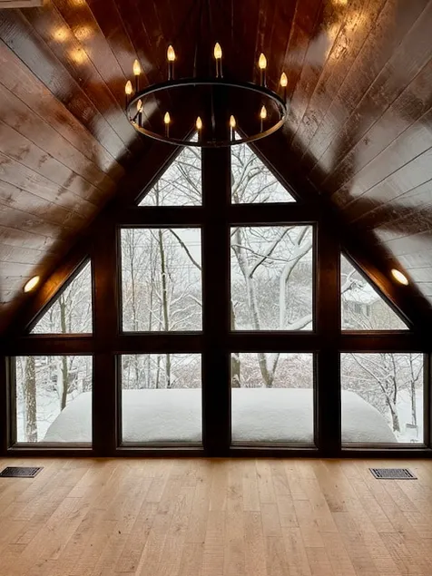 Viridian House - Image 1