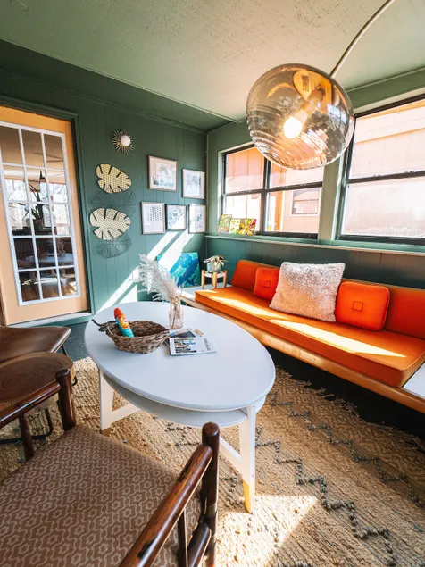 Vintage remodeled 2BR home close to beach & trails - Image 1
