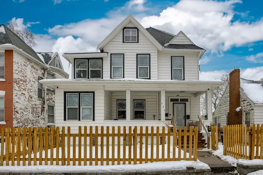 Historic, Modern Midtown Mansion - Image 1
