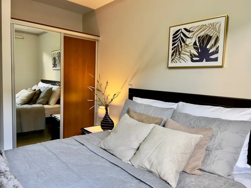 Peaceful Urban Escape • 1BR - Image 1