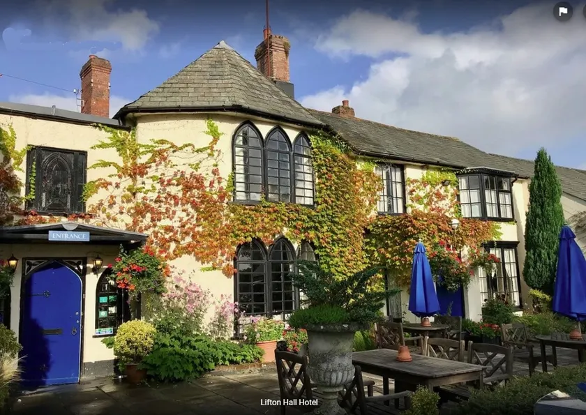 Lifton Hall - Image 1