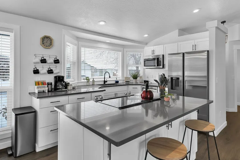 Cozy 3-BR Family-Friendly Haven - Image 1