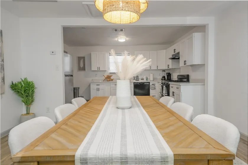 Staycasion@ Galveston - Image 1