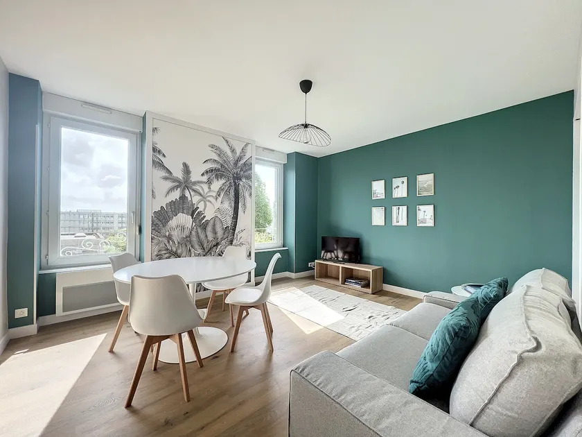 The Royal Palm - Bright 3 bedrooms with shared garden - Image 1