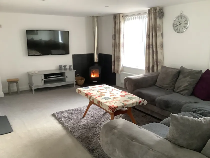 The chalet in polegate - Image 1