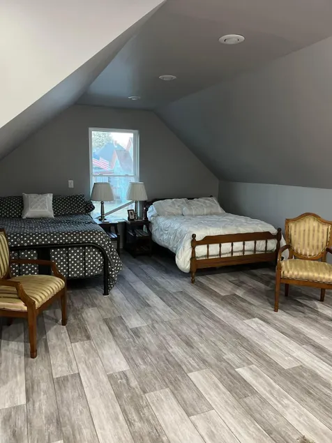 Carriage House - Image 1