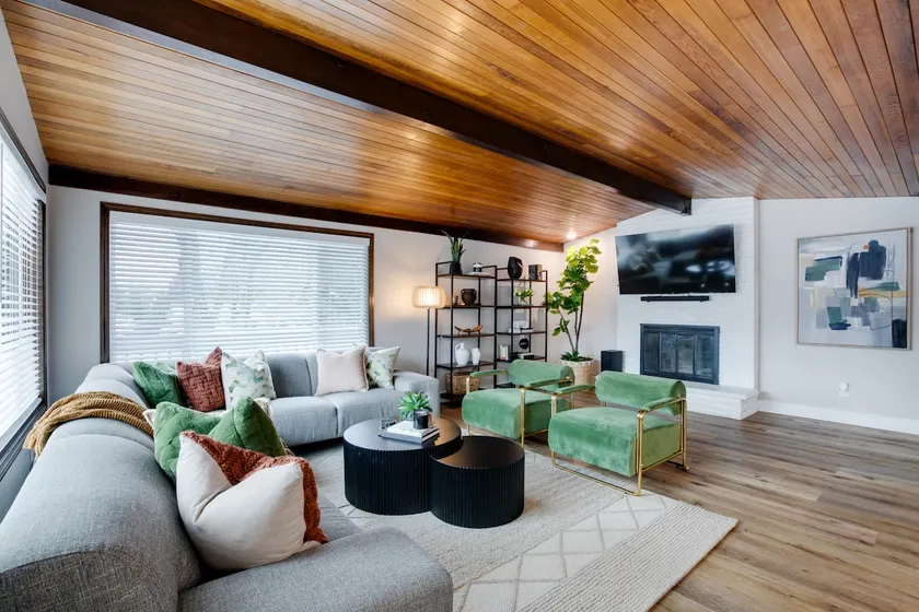 Evergreen Retreat - Hot Tub, Sauna, Game Room - Image 1