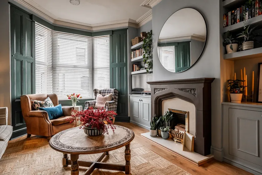 Designer 3BR 2 mins Walk to Stadium Close to City - Image 1