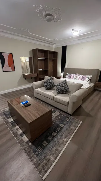 Spacious Studio Walk to Fiqia Hospital | Self Check-in 2 - Image 1