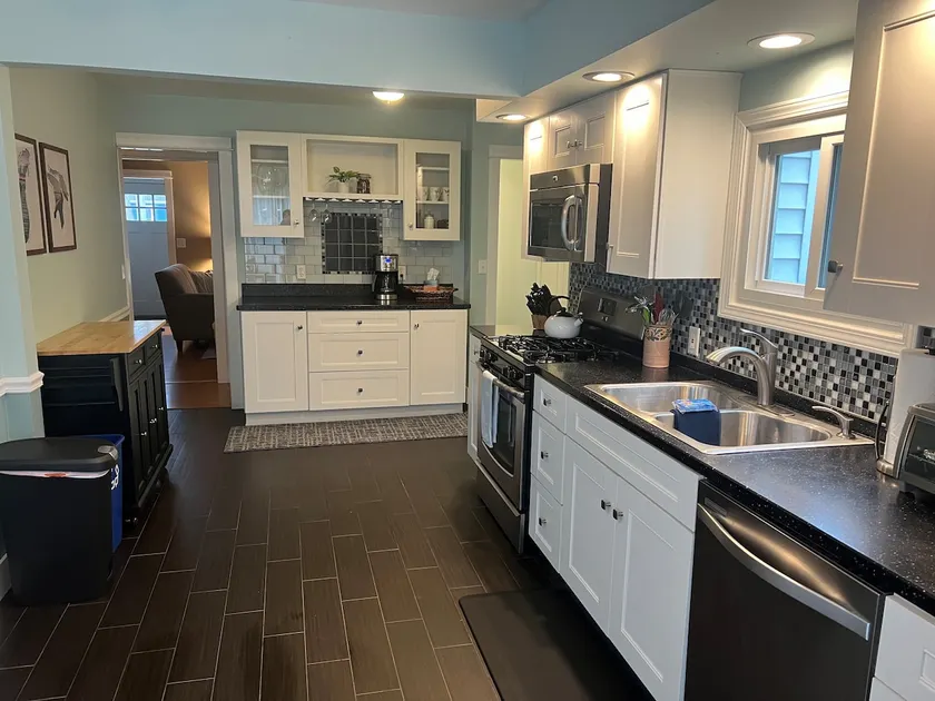 Pet Friendly Home w/ Fenced In Yard - Image 1