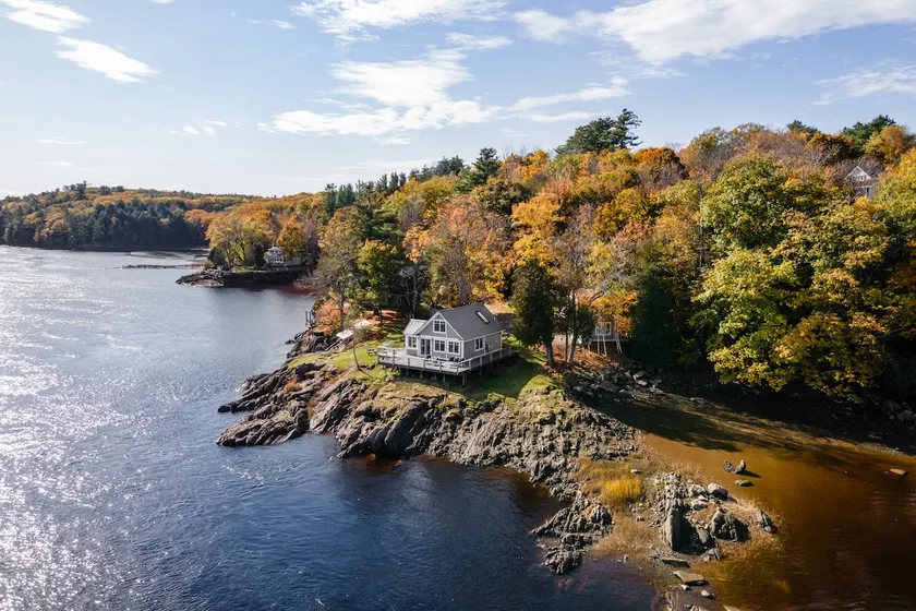 Cozy Cottage on the Penobscot – Panoramic Luxury! - Image 1
