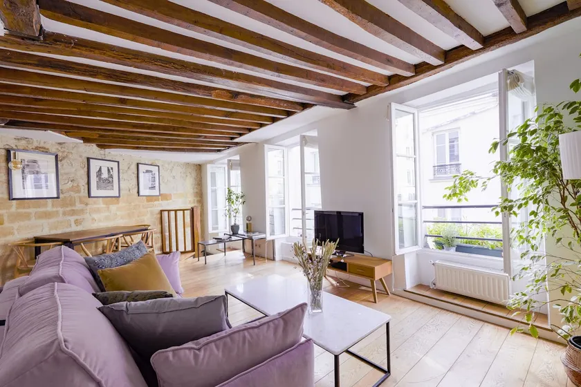 Elegant Duplex in Montmartre – Abbesses - Image 1