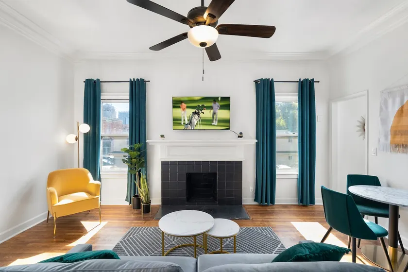 Modern Apartment in the Heart of Phoenix (10) - Image 1