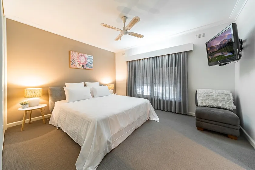 Great for groups, sleeps 11, pet friendly, CBD 4km - Image 1