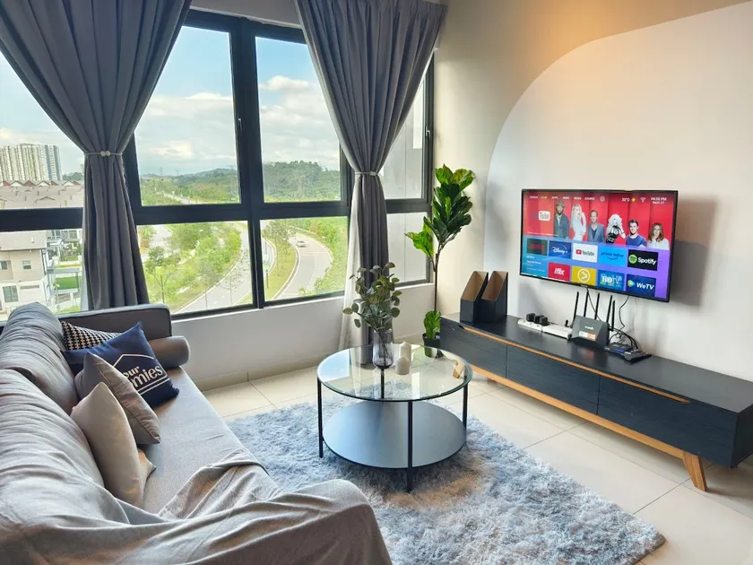Gaia Residences Bandar Gamuda Gardens, Cozy Retreat with Mountain Views - Image 1