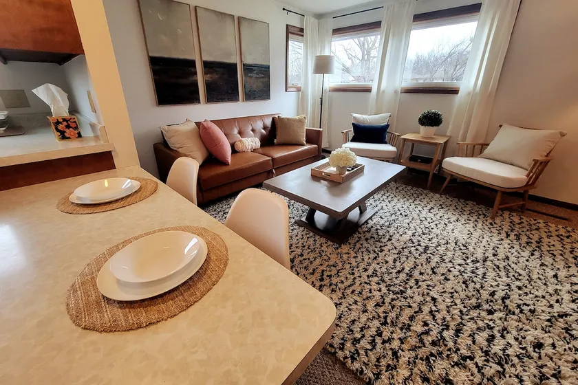 The June | Private 1br Basement Apt, Pets Welcome! - Image 1