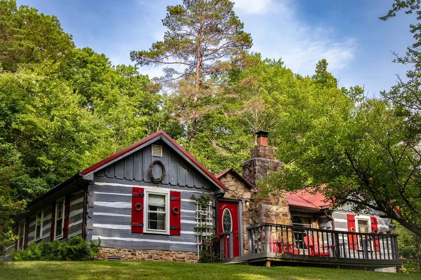 Trinity Hill Vacation Cabin - Image 1