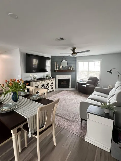 Rare 3B/2BA Condo in Stillwaters - Image 1