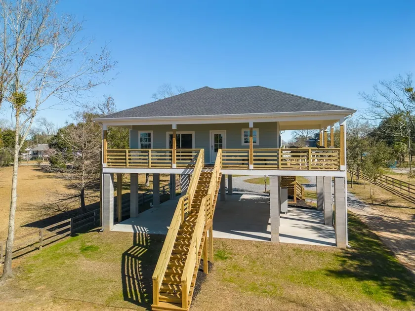 Skeeter's Place-Back Bay Biloxi - Image 1