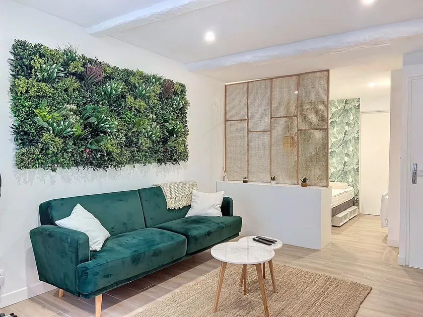 Apartment close to the port of Toulon - Image 1