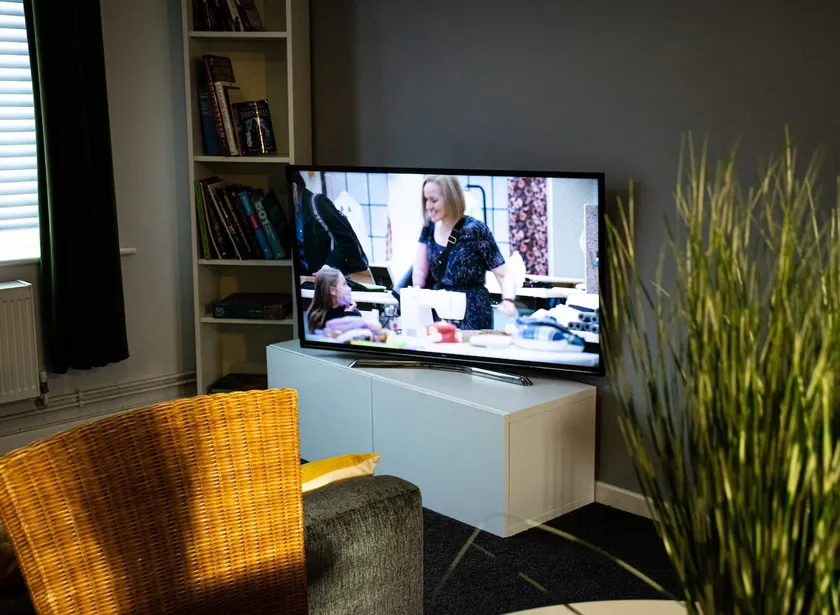 Cosy Modern Flat (NEC/BHX Stays) - Image 1