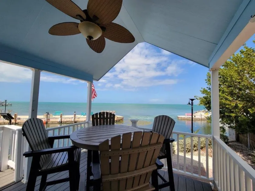 Waterfront Keys Cottage w/ Sleeping Loft Sleeps 8 - Image 1