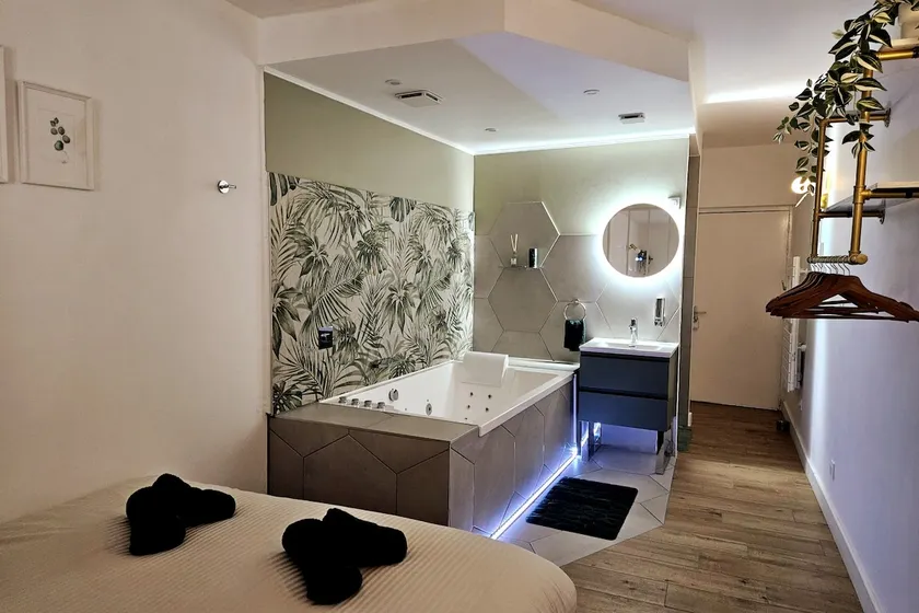 Suite romantique tropicale - Image 1