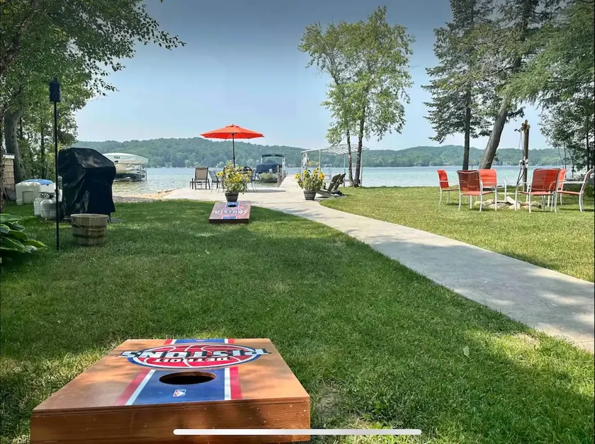 Walloon Lake, Boat Rental Game Room Boyne Mountain - Image 1