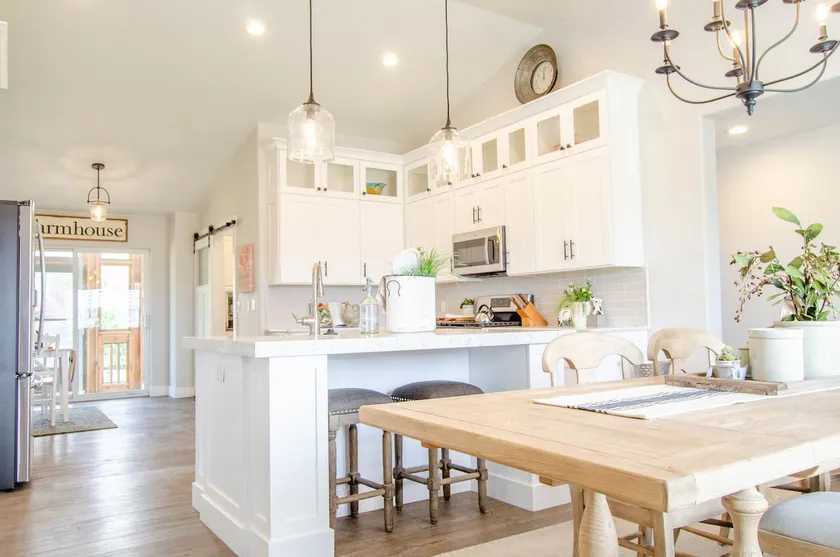 Fully Remodeled Farmhouse Accessible to Brian Head Ski Resort - Image 1