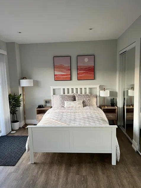 Bright Studio W/ Separate Entrance - 15 min to TTC - Image 1