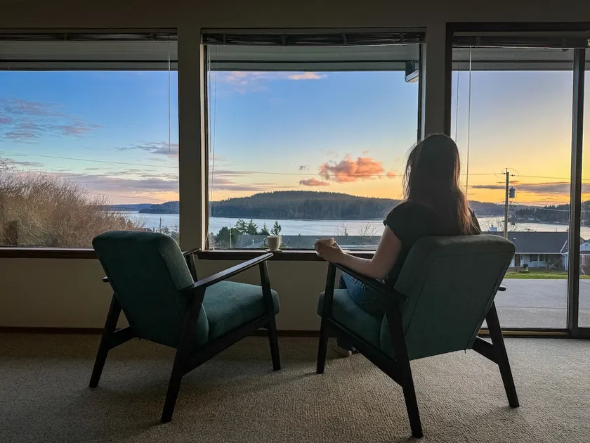 Skagit Bay View, Sunsets, Hot Tub - Image 1