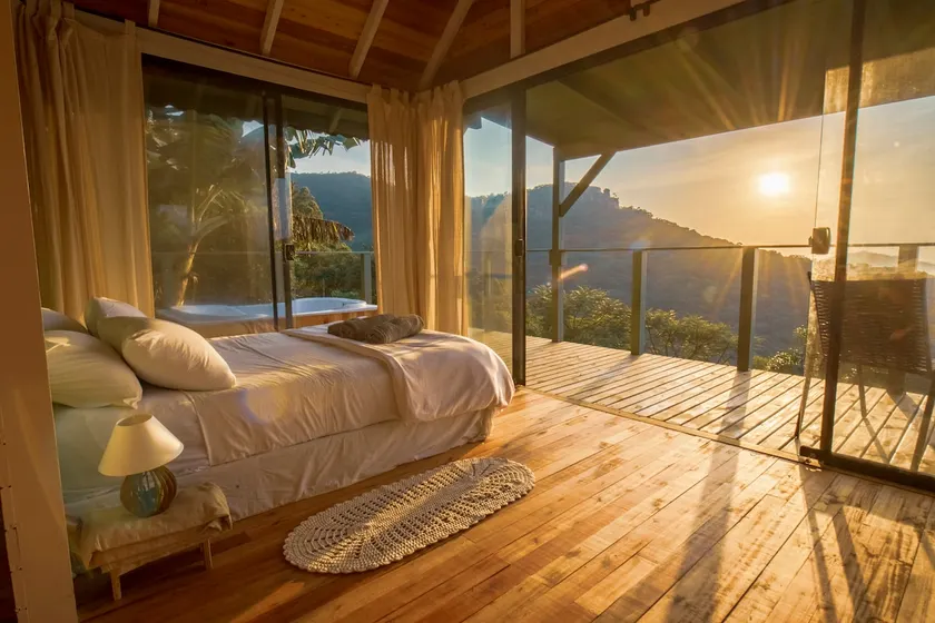 Panoramic cabin with sea view - Image 1