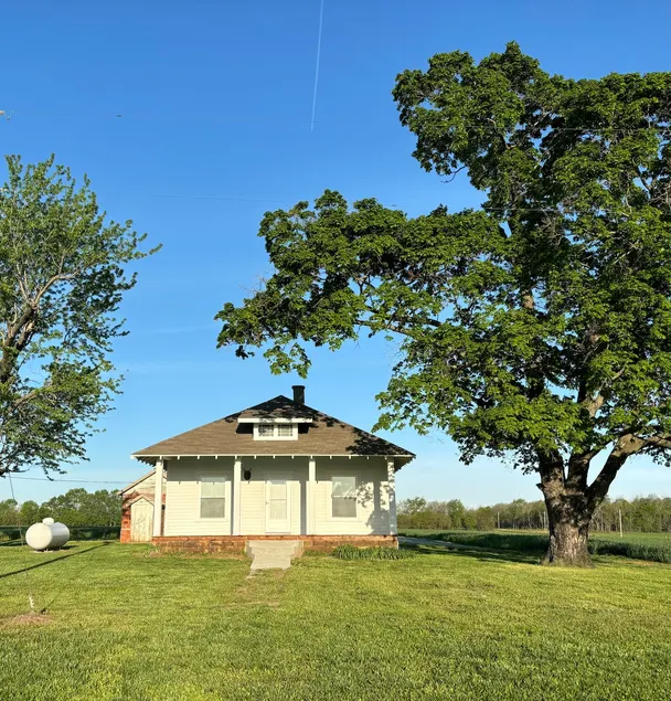 Schell Osage Cabin Entire Home - Image 1
