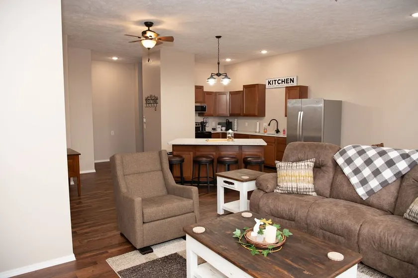 Cozy Downtown Retreat in the Heart of Mansfield - Image 1