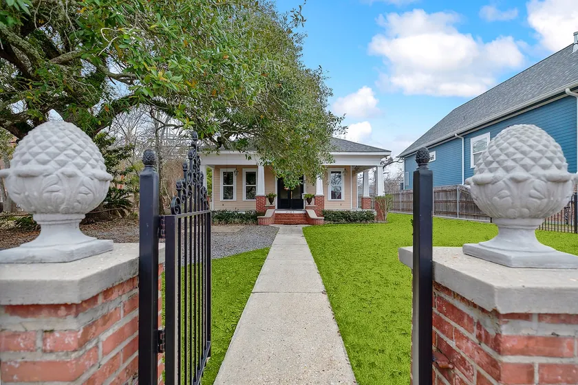 French quarter/New Orleans/Gulf Coast/Slidell - Image 1