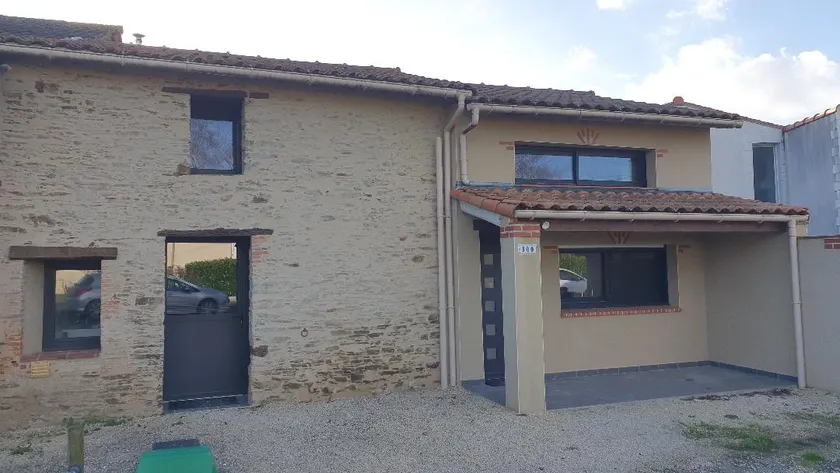 House composed of 2 accommodations - Image 1