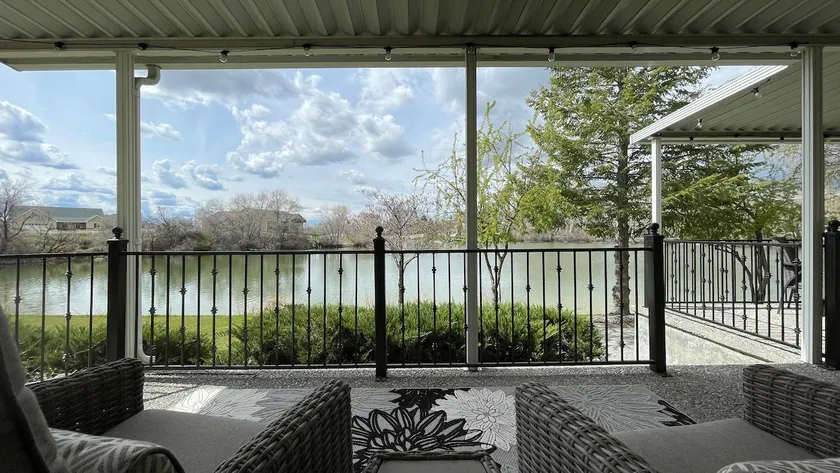 Lakeside Manor - Image 1