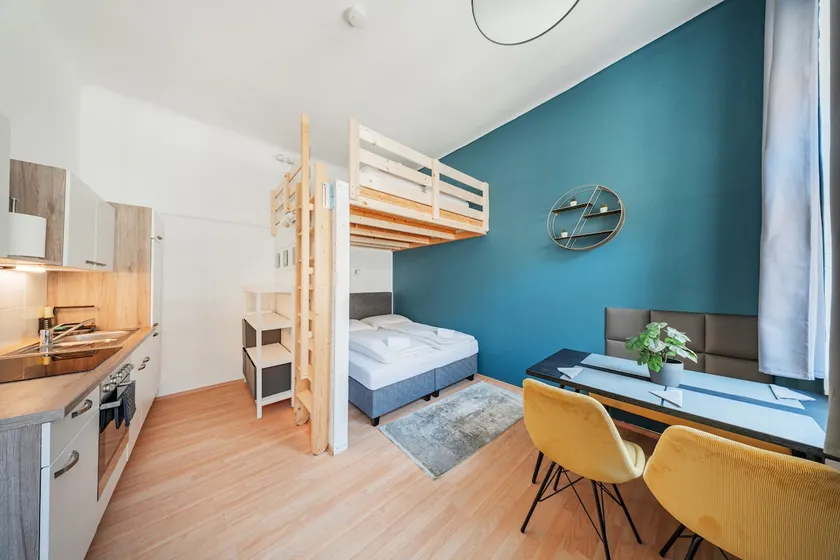 Modern old building apartment - Image 1