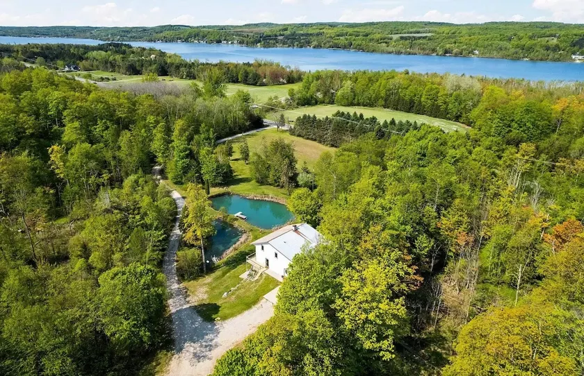HotTub/FirePit/Fishing/Ponds/AC/Near LakeLeelanau - Image 1