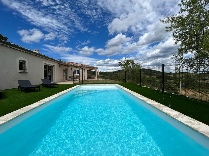 Villa 4 étoiles avec 2 chambres climatisation et piscine privée - Image 1