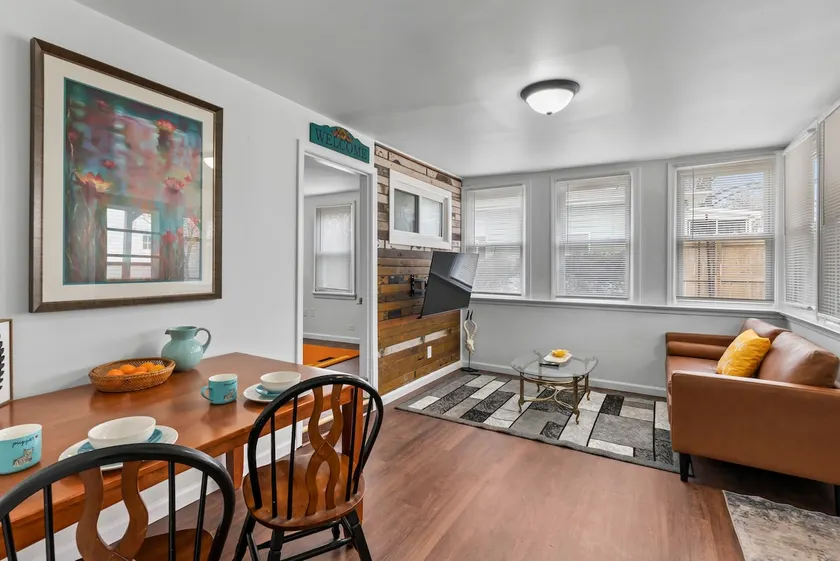 Adorable small house - quiet & safe - 2 BR 1 Bath - Image 1