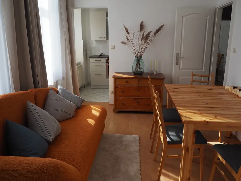 Apartment for 4 | 2 bedrooms, balcony & comfortable - Image 1