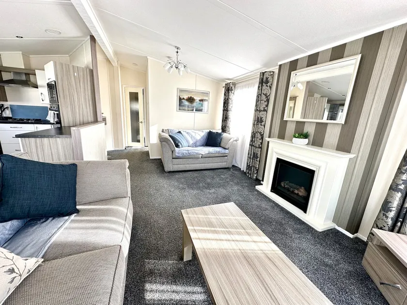 Bluebell Lodge - Image 1