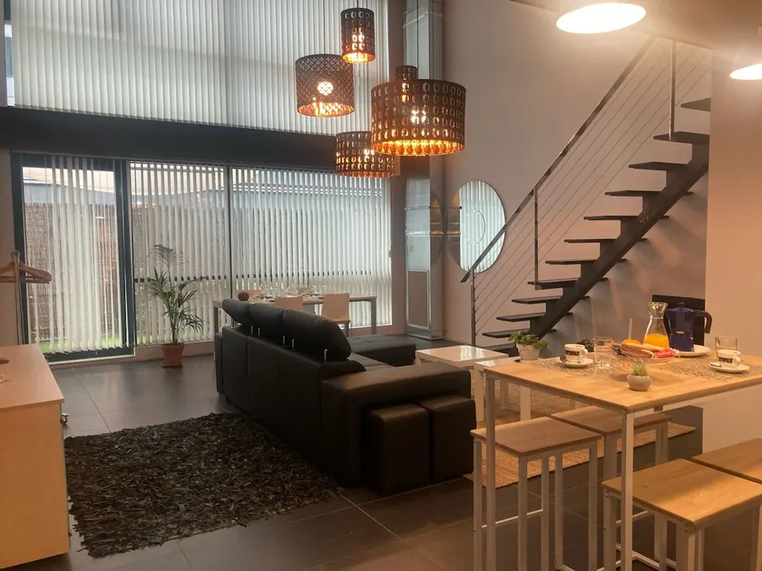 Loft apartment - Image 1