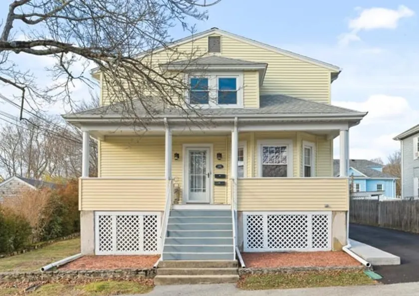 Cozy, 3 bed retreat near downtown - Image 1