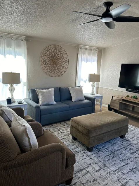 Elite Casita w/ indoor Jet Tub & EV - Image 1