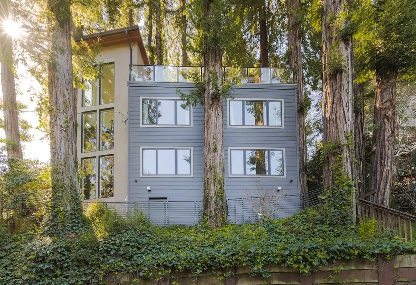 Secluded Downtown Modern Luxe Retreat of Redwoods - Image 1