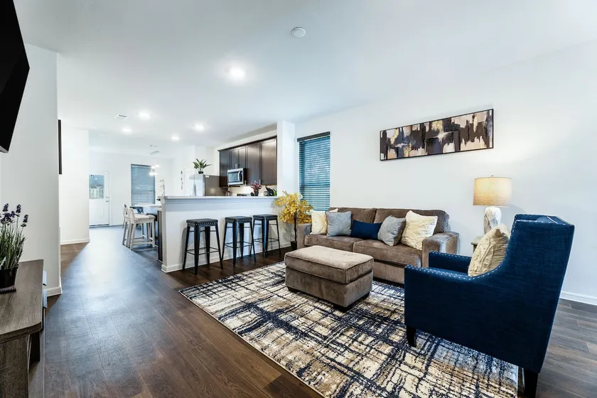 Entire Couzy House - New House - Image 1