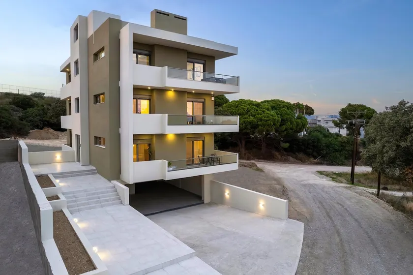 Panorama Luxury Penthouse - Image 1