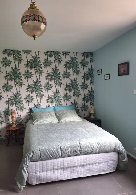 Fully-equipped studio with parking and garden - Image 1